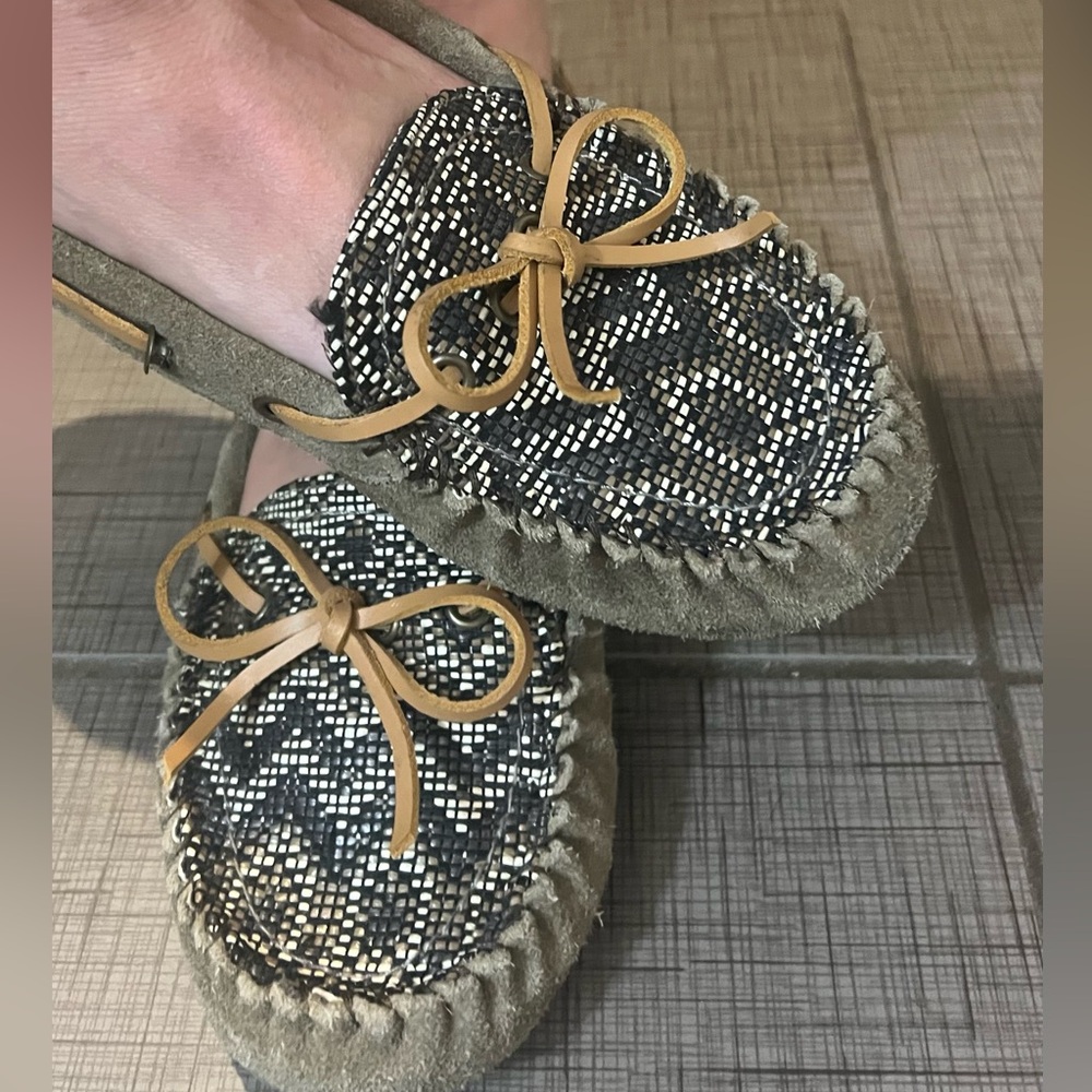 Lucky brand suede moccasin women’s size 10.